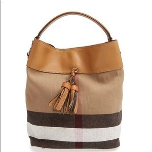 NEVER USED BURBERRY MEDIUM ASHBY BUCKET